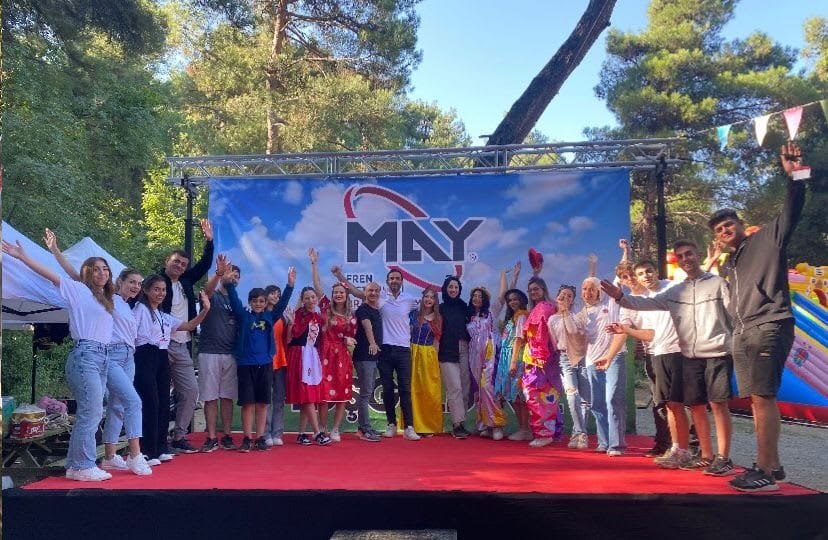 May Fren Aile Pikniği